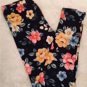 Independent One Size Hawaiian Leggings 🌺
